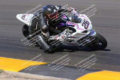 media/Oct-08-2022-SoCal Trackdays (Sat) [[1fc3beec89]]/Turn 7 Inside (145pm)/